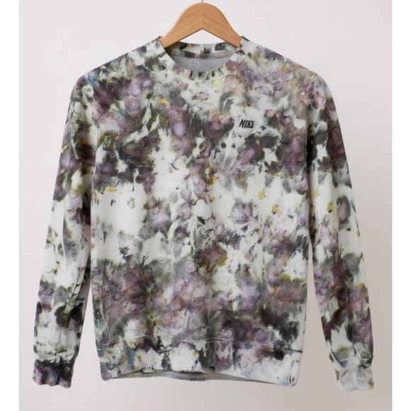 XSMALL NIKE Upcycled Sweatshirt, Thrifted One-of-a-Kind Reclaimed - Picture 2 of 13